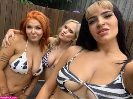 Shazza McKenzie Nude OnlyFans Photos 7 Gallery - Ibradome