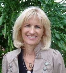 Anne Eckert's Instagram, Twitter & Facebook