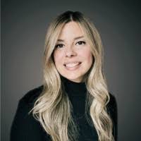 Elizabeth Velazco's Instagram, Twitter & Facebook