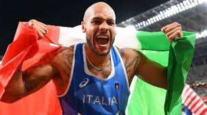 Pasé toda mi vida sin un padre, dijo jacobs el domingo después de sorprender al mundo y ganar la medalla de oro en los 100 metros en tokio 2020. Tv8k U D8thwsm
