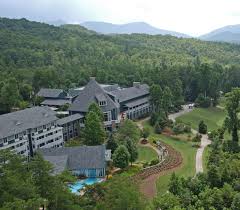 You and your pet will see breathtaking waterfalls, be fascinated by new plant and animal life, and enjoy splashing and playing in the chattahoochee river, and. Guide To The Blue Ridge Mountains