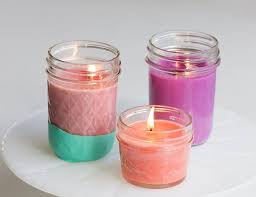 Comment Fabriquer Une Bougie Maison Facile En Quelques Etapes Simples Diy Zenidees En 2020 Comment Fabriquer Une Bougie Comment Faire Une Bougie Fabriquer Bougie