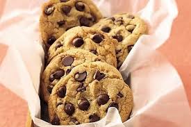 Cookies Aux Pepites De Chocolat Recettes Et Delices En 2020 Cookies Moelleux Pepite Chocolat Gateaux Et Delices