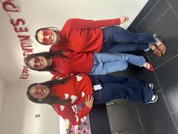 Valentine’s Day party 🎉 🩷🧁♥️