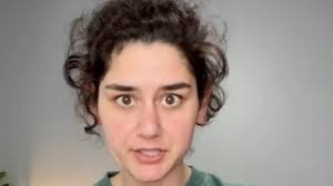 Elyse Myers: 13 Facts About The TikTok Comedian