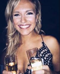 Megan Dill's Instagram, Twitter & Facebook