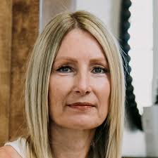 Atlantic Ocean hugging #southbeach Miami 😍😍😍 . #kglover #miami  #beachlover #dontgopostaljustgocoastal