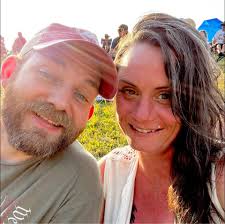 You need to make a serious decision before you speak another word here,"  Dr. Phil tells a guest. Full story: drphil.tv/102919