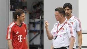 Louis van gaal, isminin türk kulüpleriyle anılmasının ardından araştırılan isim oldu. Louis Van Gaal Themenseite