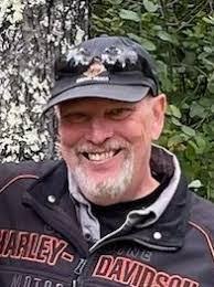 Gary Hohenstein's Instagram, Twitter & Facebook