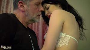 Old man gets hard sex and deepthroat blowjob from tight girlfriend - XNXX .COM