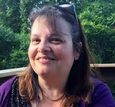 Anna Cotter's Instagram, Twitter & Facebook