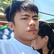 Michael Suan's Instagram, Twitter & Facebook