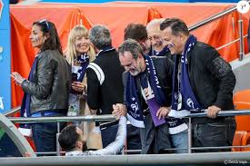 Leila ismailava, animateur de télévision biélorusse. Nagui Leila Kaddour Boudadi Jean Roch Bruno Solo Adil Rami Lors Du Match De Coupe Du Monde Opposant La France Au Perou Au Stade Ekaterinburg A Yekaterinburg Purepeople