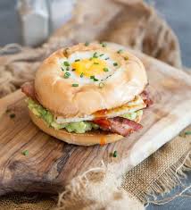 7 Kitchen Cabinet Ideas For Your Next Kitchen Design Lifesoever Breakfast Bagel Bagel Recipe Egg In A Hole