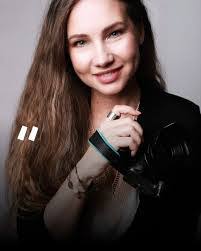 Anastasia Casey's Instagram, Twitter & Facebook