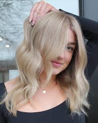 Are you kidding? Gorgeous gorgeous hair for a gorgeous gorgeous girl🤍  #Blonde #BlondeHair #BlondeBombshell #BlondeBaddie #BlondeVibes  #BlondeMoment #BlondeEnergy #BlondeLife #BlondeTransformation  #BlondeAesthetic #BlondeCheck #BlondeGlowUp ...
