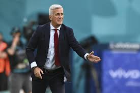 Teams they have managed, honours, most used players, etc. Switzerland Coach Vladimir Petkovic Leaves To Join Bordeaux