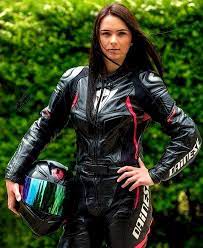 Jpn Leather Edit Up May 2020 Dainese Leathersuit Biker Dainese Suit Motorcycle Motorcycles Bike Bikelife Bikes B Motorbike Girl Biker Girl Lady Biker