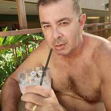 Hi, I have a Grand Cherokee wj, my blinkers don't work, does anyone know  which relay is from them and where it is located