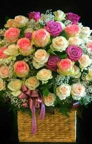 Pin Di Zsuzsa Szabad Su Flores Fiori Di Compleanno Composizioni Floreali Semplici Foto Di Fiori