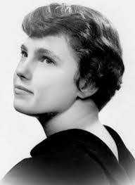 Yvonne Dyer's Instagram, Twitter & Facebook