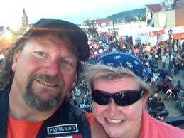 Scott Cundiff's Instagram, Twitter & Facebook