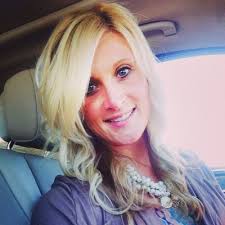 Crystal Putnam's Instagram, Twitter & Facebook