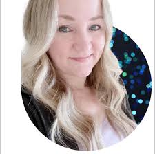 Announcing Mario Lopez at Steel City Comic Con