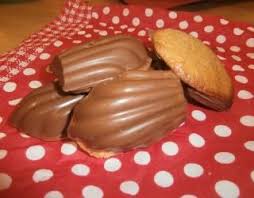 Recette Madeleine Badiane Et Coque En Chocolat Recette Recette Madeleine Alimentation Recette Madeleine Moelleuse