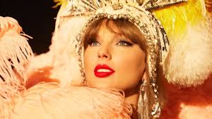 Taylor Tops 4M+ First-Week Album Sales of 'The Life of a Showgirl'