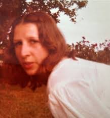 Sandra Farrow's Instagram, Twitter & Facebook