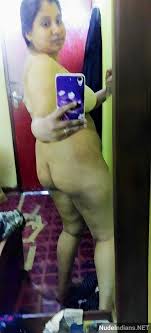 Indian bhabhi nude boobs images - Huge busty body selfies