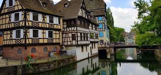 Beaucoup d'universités françaises ont des. Que Faire A Strasbourg En Ete Sejour En Alsace