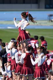 で チアガール 笑 二段上がってます 試合は早稲田が逆転勝ちでした すごい強風の中 パスがよく回りました nikond810 300mm f4pf キュートなファッション チアリーディング チアガール