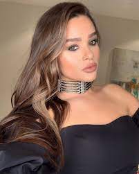 Ezgi Findik On Instagram Ruj Kullanmayi Ne Kadar Cok Sevdigimi Hepiniz Biliyorsunuz Narsissist In Yeni Cikan Ruj Kol Sac Modeli Fikirleri Sac Tarz Moda