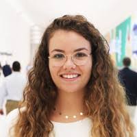 30+ perfiles de «Alba Nicolas»