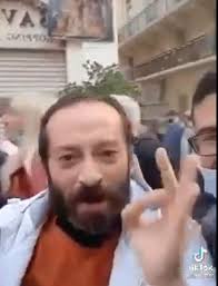 BIS-SAĦĦA TA' DAN IL PERSUNA ILLUM IĊ-ĊENTRI TAT-TILQIM KIENU KOLLA FULL UP  BIN NIES JIEHDU L BOOSTER.