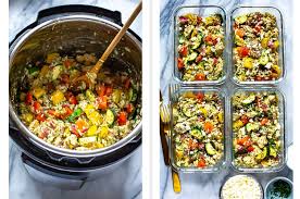 Usually eggs, bacon, sausage, pancakes, hash browns and toast. 24 Meal Prep Recipes You Can Make For The Whole Week