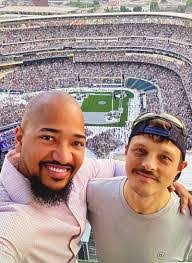 James Gineris's Instagram, Twitter & Facebook