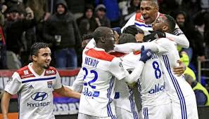 Their website is in french only, so the tour probably is too. Paris St Germain Latest News On Paris St Germain Read Breaking News On Zee News