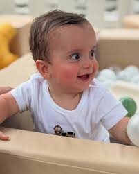 Happy 1st Birthday to the #kingofthejungle 🦁 we love you so much little  lion!