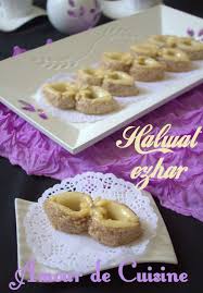 Halwat Ezhar Gateau Algerien De La Fete De L Aid Amour De Cuisine Recette Gateau Algerien Gateau Aid Gateau