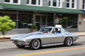 Become C2 Savvy With This 1963 67 Corvette Sting Ray Spotter S Guide Hagerty Media