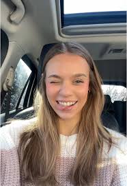 lil switch up 💇🏼‍♀️🤍 #haircut #transition #haircutideas