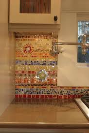 18 Gleaming Mosaic Kitchen Backsplash Designs Mosaic Backsplash Kitchen Mosaic Backsplash Mosaic Tile Backsplash