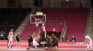 Ist ein verein für alle freunde des kanusports. Virtuelle Fans Bei Telekom Baskets Bonn Gegen Rostock Basketball De