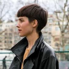 Sfumatura stellata stelle concentriche sui tuoi . 48 Idee Su Zazzera Nel 2022 Tagli Di Capelli Capelli Corti Capelli