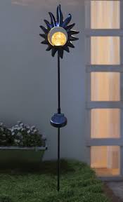 Solarleuchte Sonne Mit Orangefarbener Led In 2020 Solarleuchten Led Solarlampe