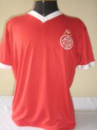 Ao chegar a porto alegre pela autoestrada, siga as indicações para o aeroporto. Internacional Retro Replicas Football Shirt 1980